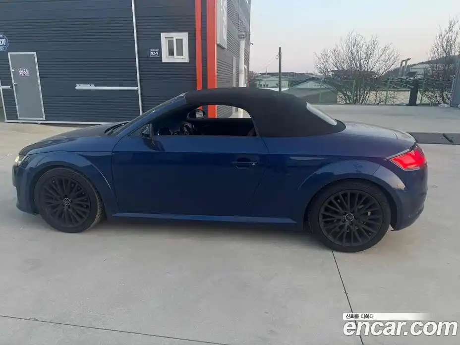 Audi TT 2016 2.0 Автомат в Москве № 196834, фото 11