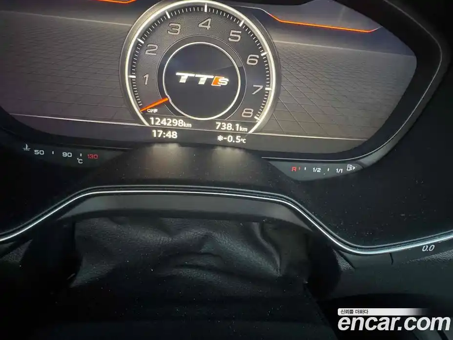 Audi TT 2016 2.0 Автомат в Москве № 196834, фото 4