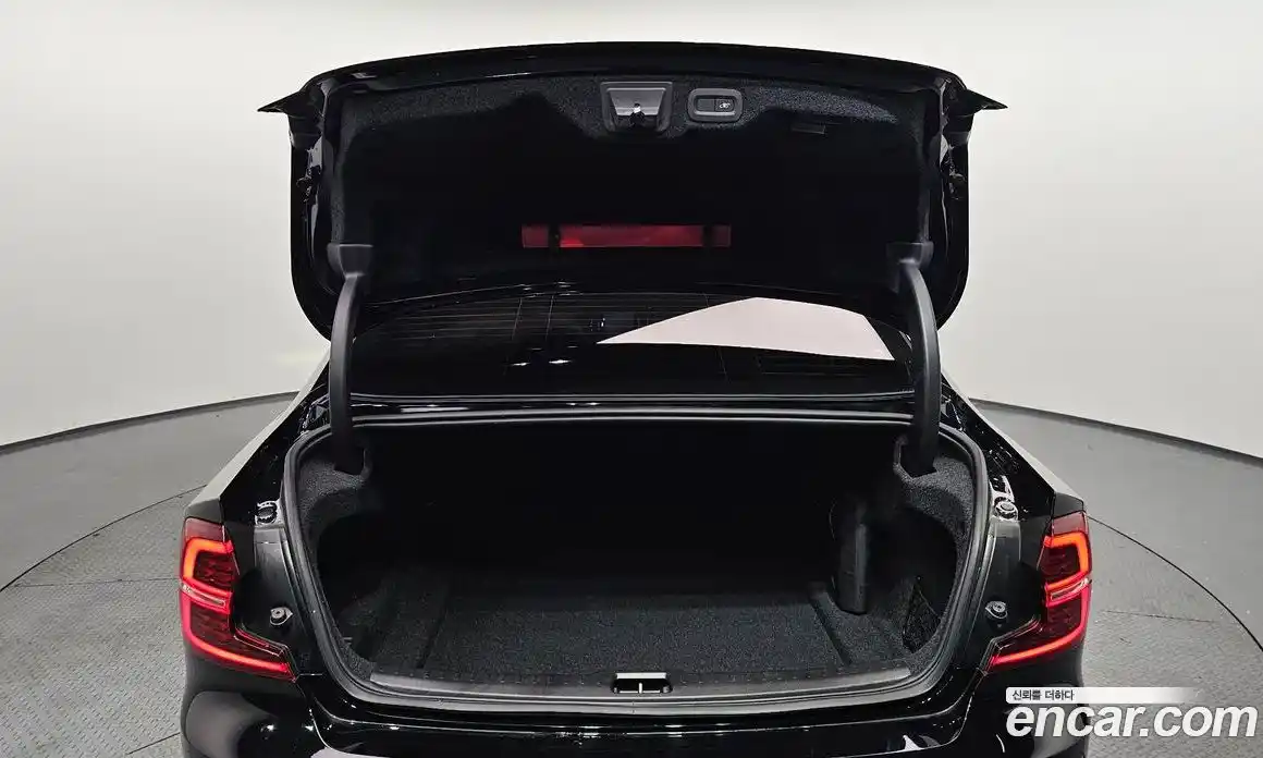 Volvo S60 2020 2.0 Автомат в Москве № 196970, фото 19