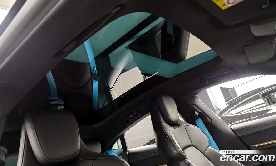 Porsche Taycan 2025 0.1 Автомат в Москве № 197169, фото 17