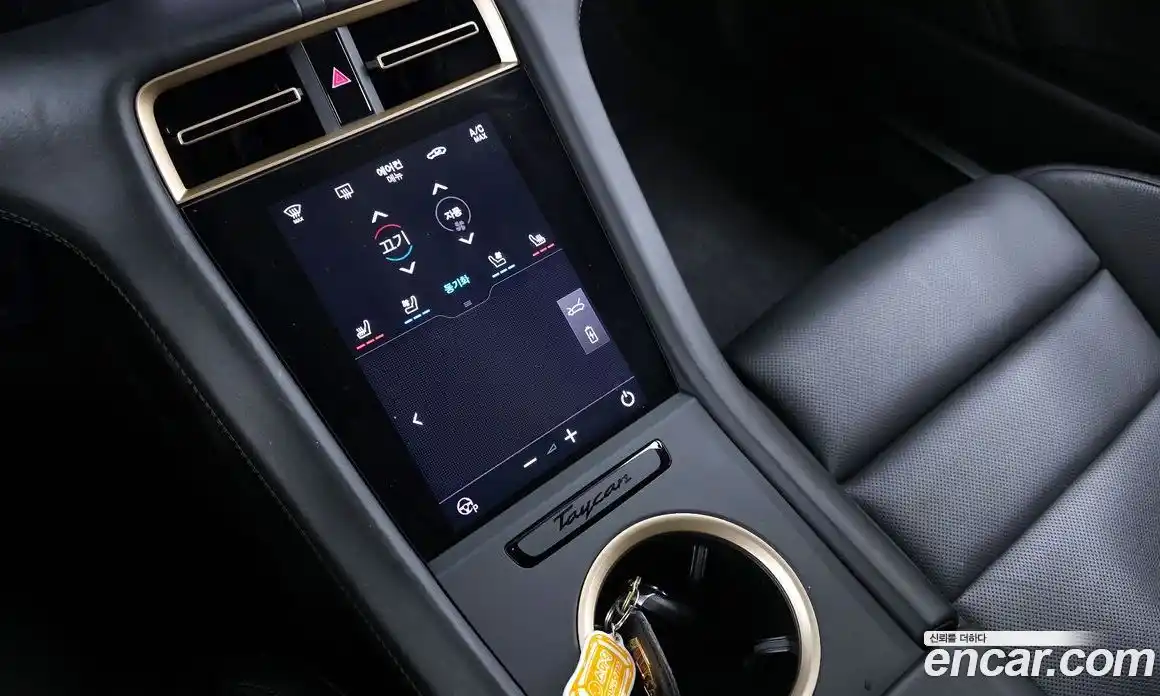 Porsche Taycan 2025 0.1 Автомат в Москве № 197169, фото 18