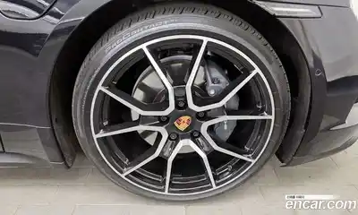 Porsche Taycan 2025 0.1 Автомат в Москве № 197169, миниатюра 5