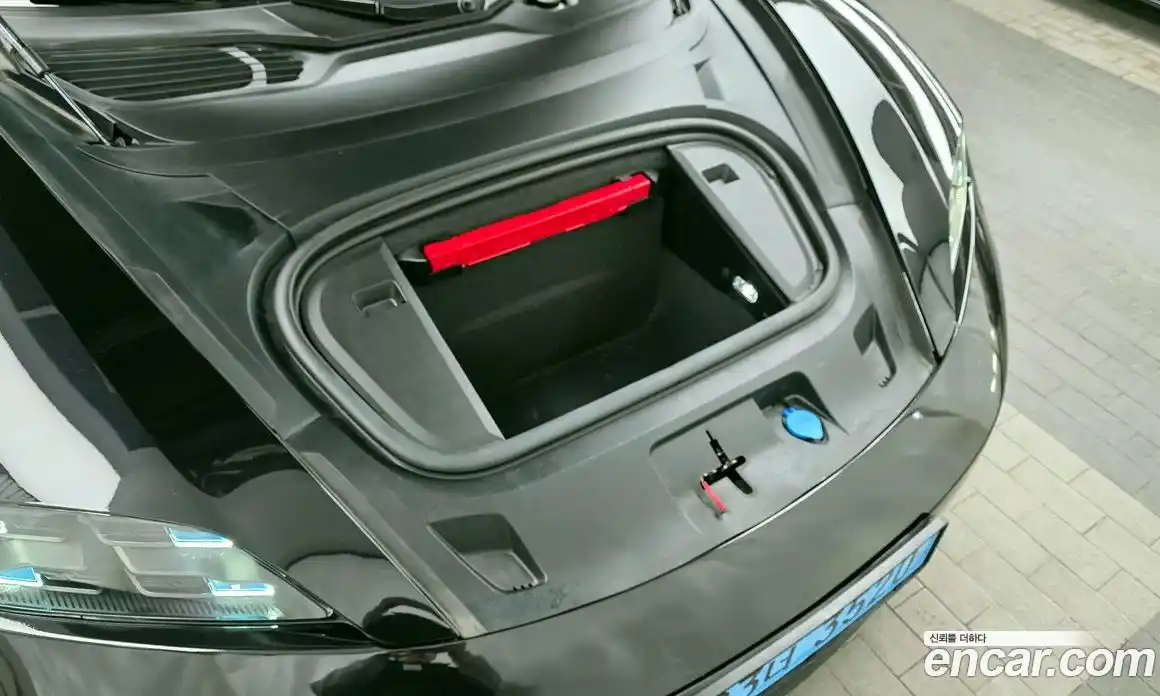 Porsche Taycan 2025 0.1 Автомат в Москве № 197169, фото 6