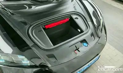 Porsche Taycan 2025 0.1 Автомат в Москве № 197169, миниатюра 6