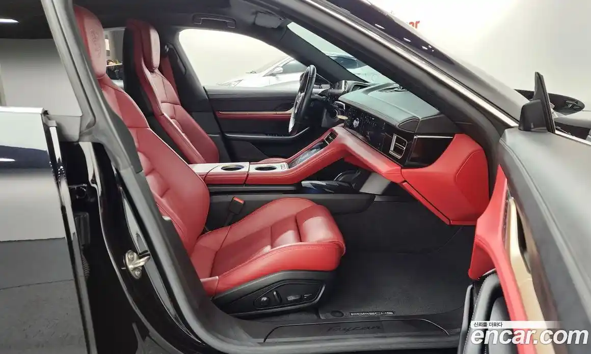 Porsche Taycan 2022 0.1 Автомат в Москве № 197203, фото 11