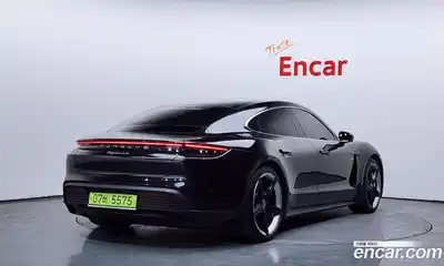 Porsche Taycan 2022 0.1 Автомат в Москве № 197203, миниатюра 2