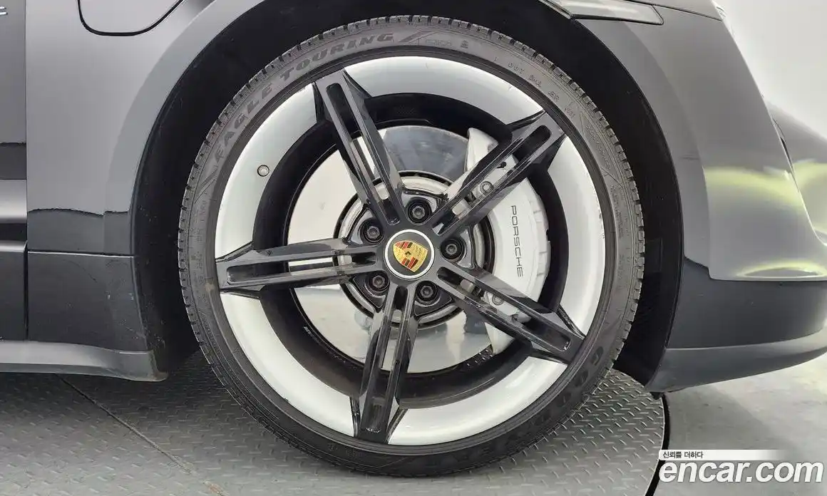 Porsche Taycan 2022 0.1 Автомат в Москве № 197203, фото 5