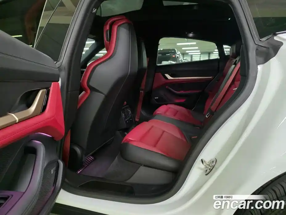 Porsche Taycan 2021 1.0 Автомат в Москве № 197277, фото 13