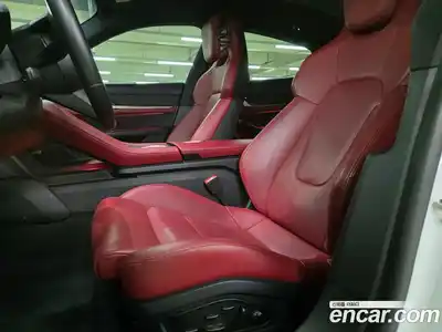 Porsche Taycan 2021 1.0 Автомат в Москве № 197277, миниатюра 8