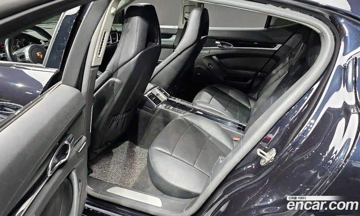 Porsche Panamera 2016 3.0 Автомат в Москве № 197558, фото 12