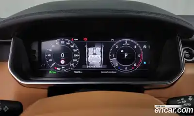 Land Rover Range-Rover 2018 4.4 Автомат в Москве № 198207, миниатюра 8