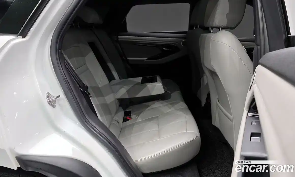 Land Rover Range-Rover Evoque 2020 2.0 Автомат в Москве № 198229, фото 11