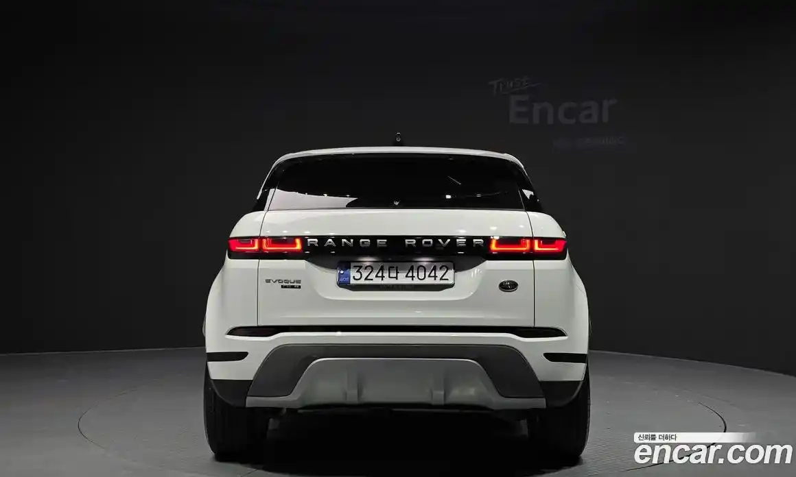 Land Rover Range-Rover Evoque 2020 2.0 Автомат в Москве № 198229, фото 3