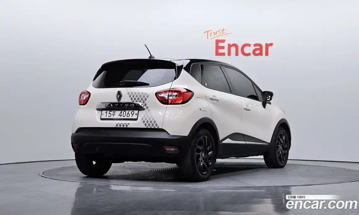 Renault QM3 2014 1.5 Автомат в Москве № 1986, фото 1