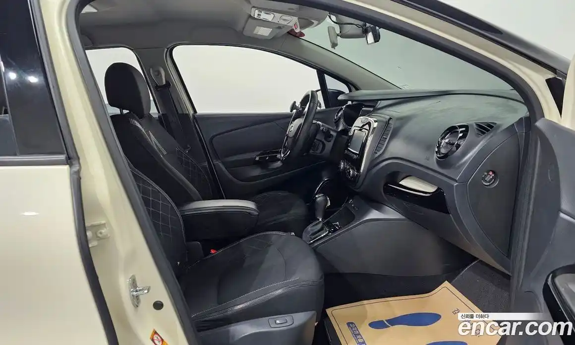 Renault QM3 2014 1.5 Автомат в Москве № 1986, фото 18