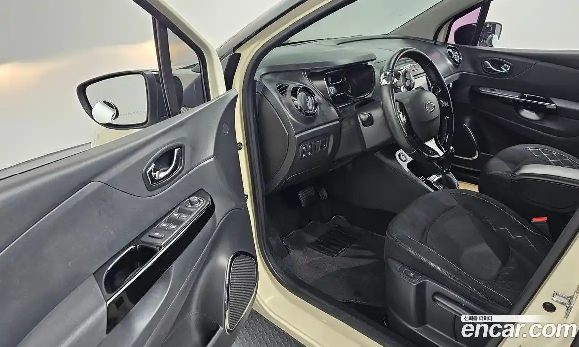 Renault QM3 2014 1.5 Автомат в Москве № 1986, фото 3