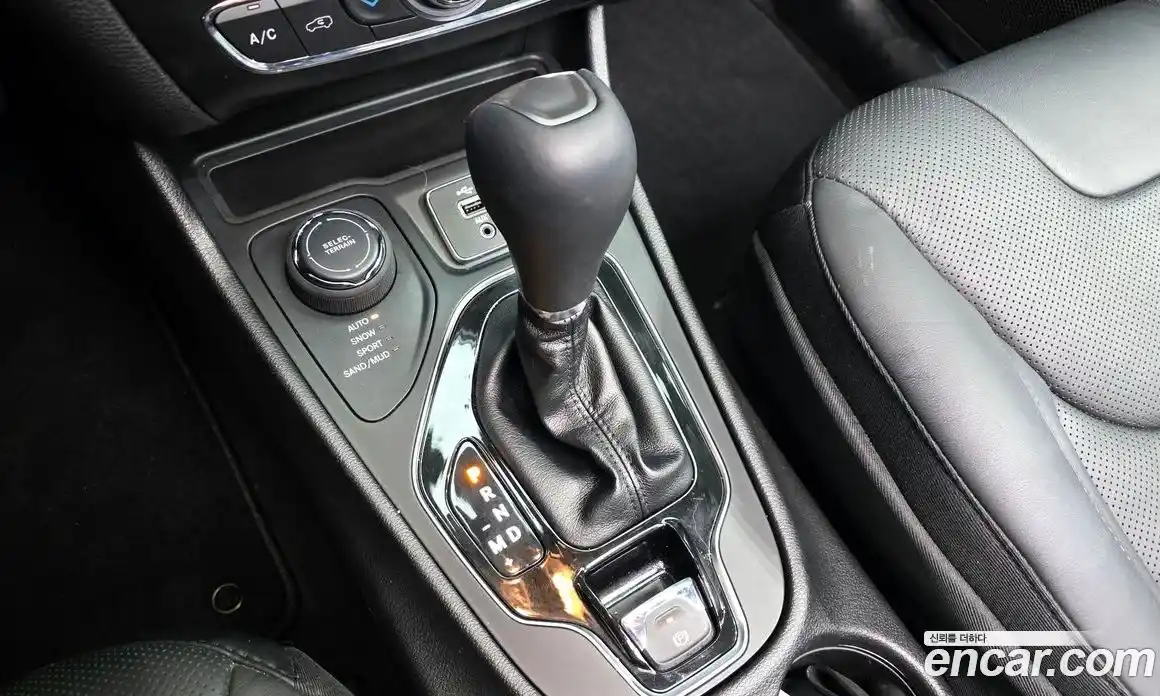 Jeep Cherokee 2020 2.4 Автомат в Москве № 199457, фото 9