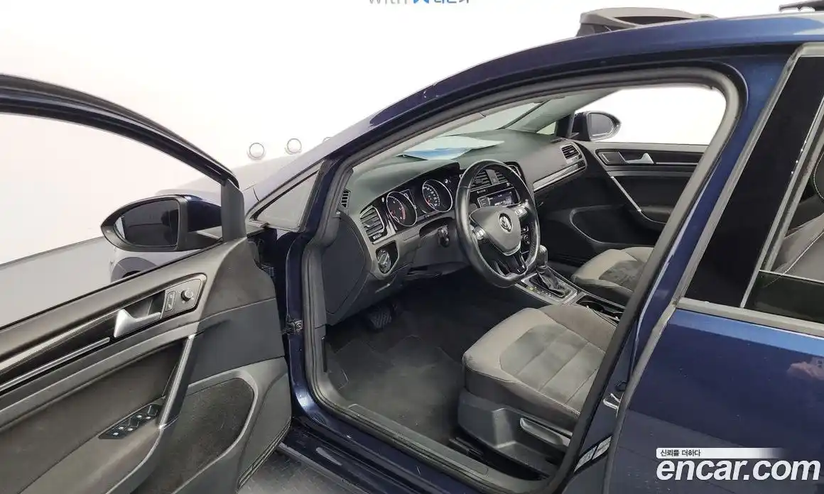 Volkswagen Golf 2015 2.0 Автомат в Москве № 201986, фото 13