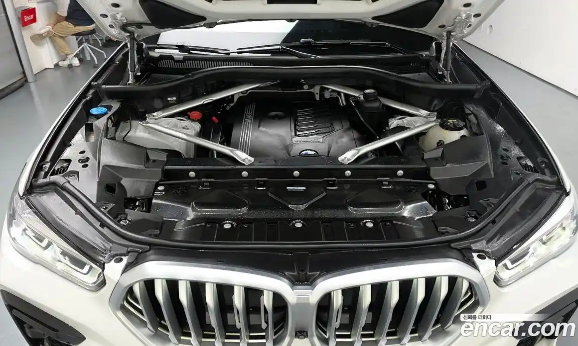 BMW X6 2023 3.0 Автомат в Москве № 210378, фото 12