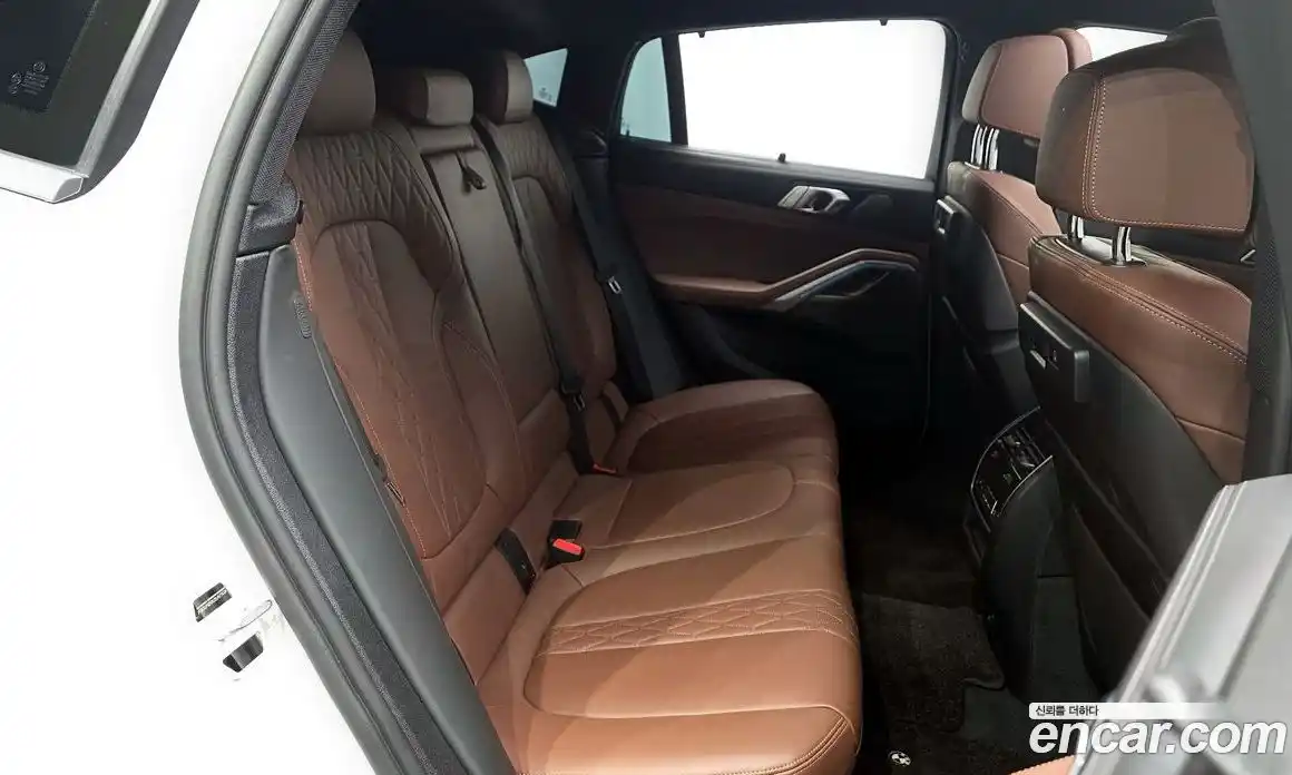 BMW X6 2023 3.0 Автомат в Москве № 210378, фото 7