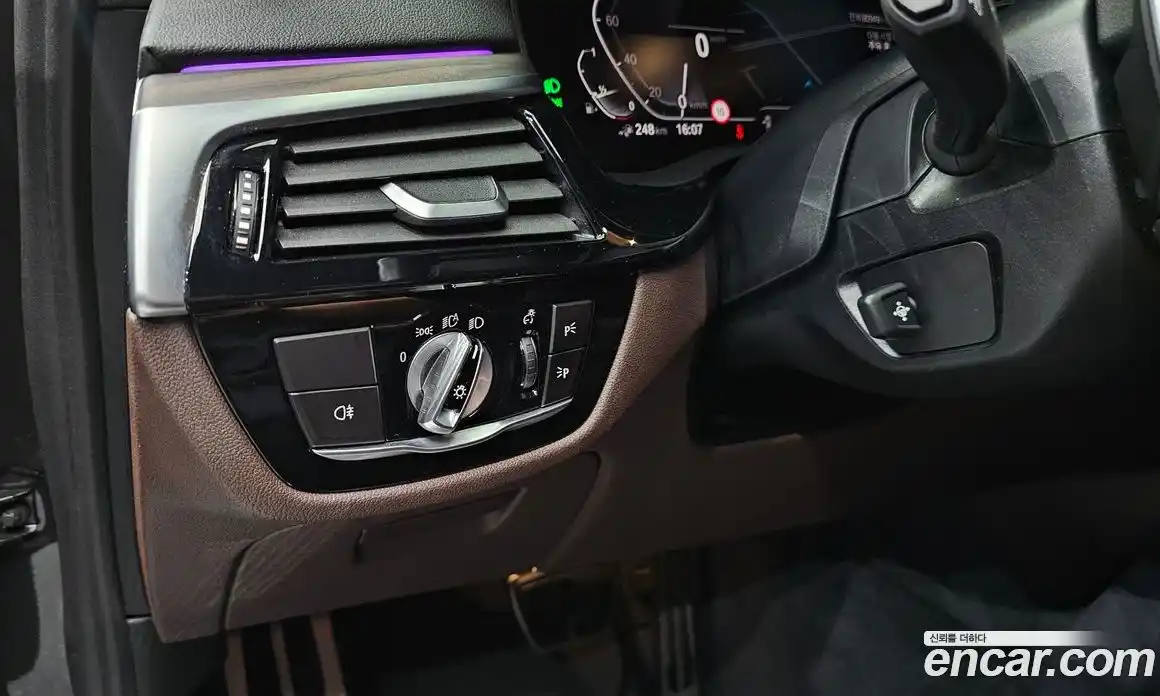 BMW 5-Series 2021 2.0 Автомат в Москве № 211693, фото 20