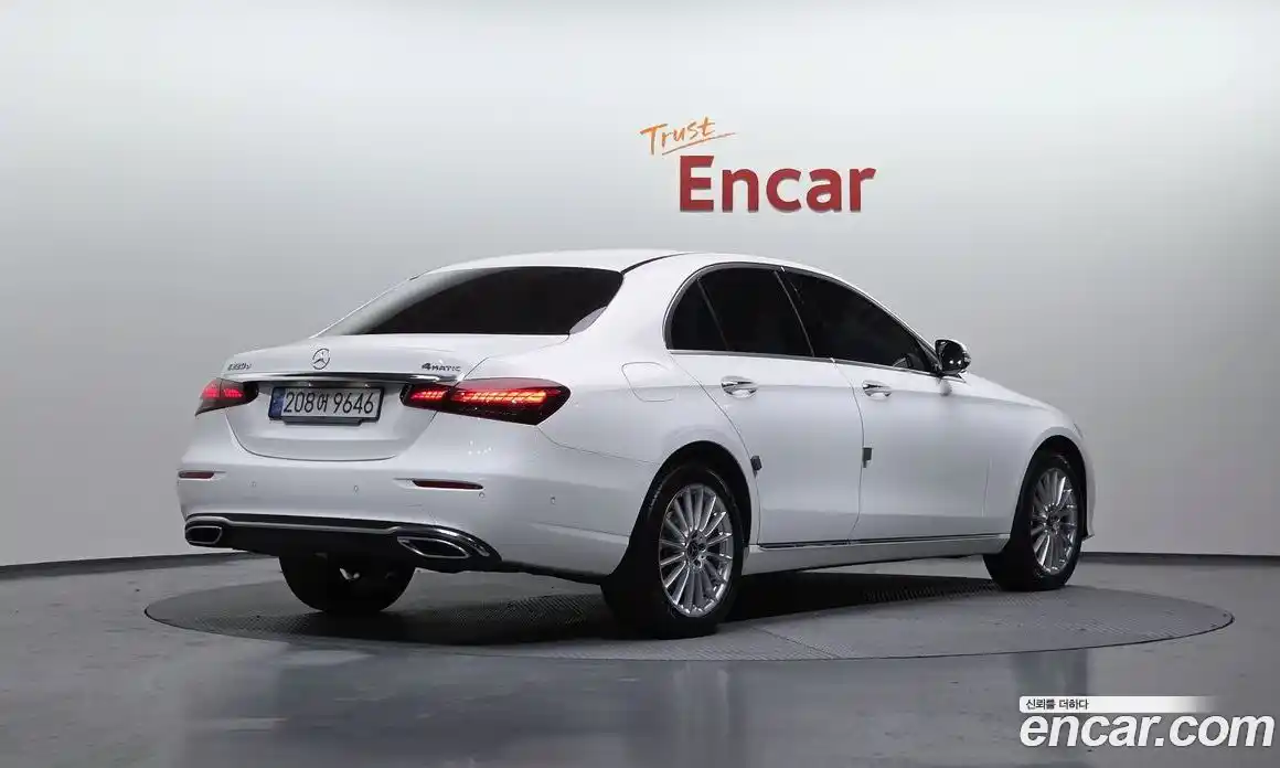 Mercedes-Benz E-Class 2021 1.9 Автомат в Москве № 212021, фото 15