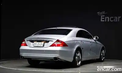 Mercedes-Benz CLS-Class 2005 3.5 Автомат в Москве № 212067, миниатюра 2