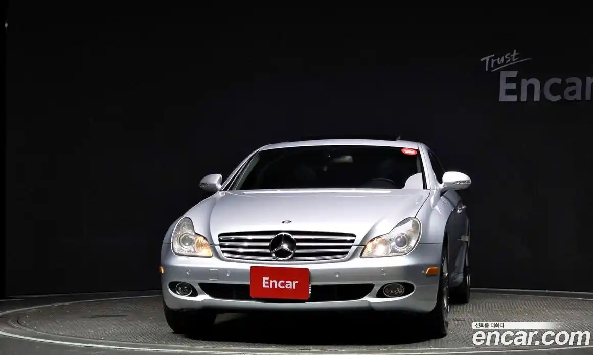 Mercedes-Benz CLS-Class 2005 3.5 Автомат в Москве № 212067, фото 3