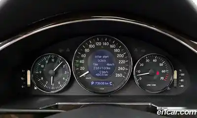 Mercedes-Benz CLS-Class 2005 3.5 Автомат в Москве № 212067, миниатюра 8