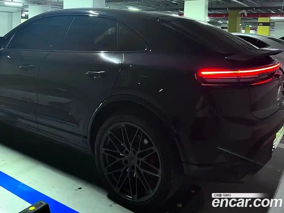 Porsche Macan 2025 Автомат в Москве № 212930, фото 8