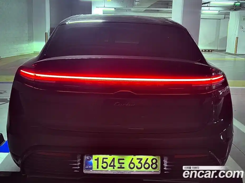 Porsche Macan 2025 Автомат в Москве № 212930, фото 9