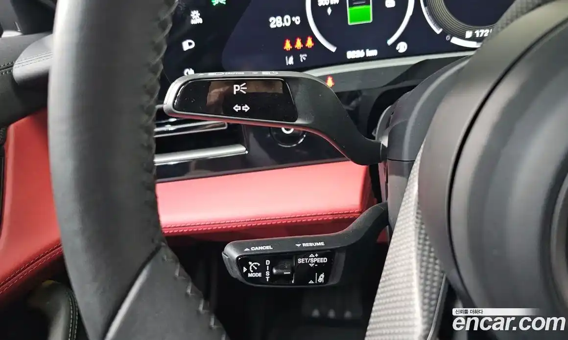 Porsche Taycan 2025 0.1 Автомат в Москве № 212970, фото 14