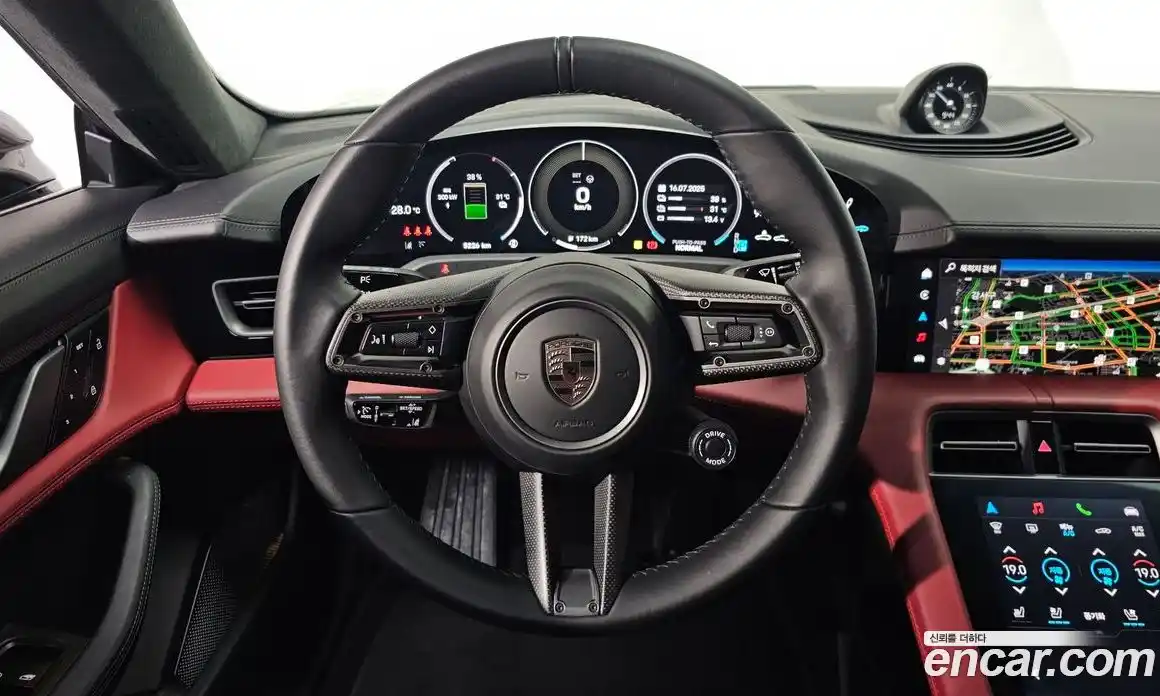 Porsche Taycan 2025 0.1 Автомат в Москве № 212970, фото 19