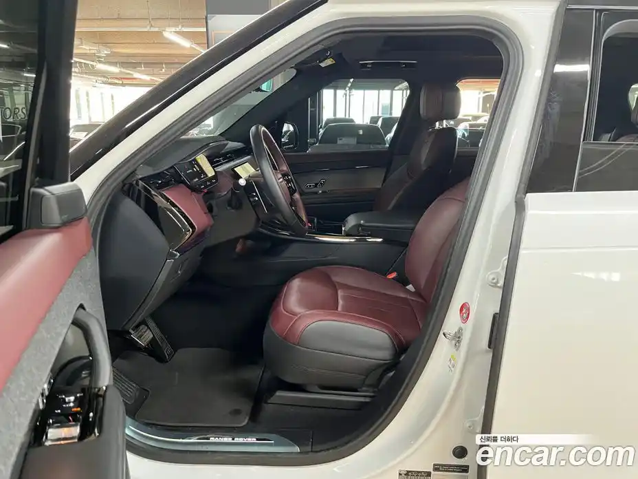 Land Rover Range-Rover Sport 2025 3.0 Автомат в Москве № 213906, фото 10