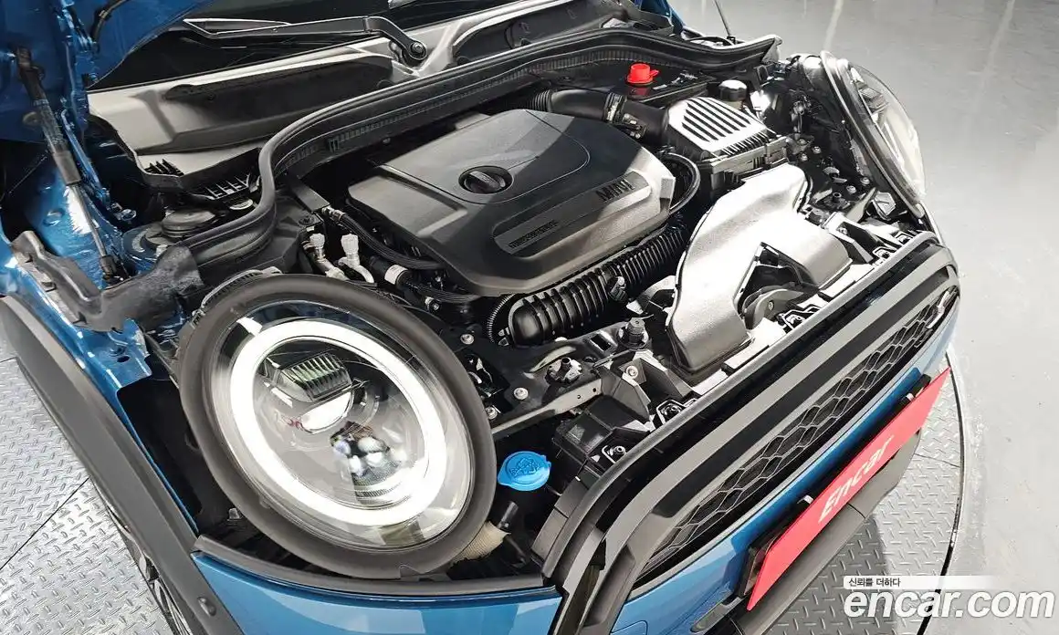 Mini Cooper 2024 2.0 Автомат в Москве № 214035, фото 15