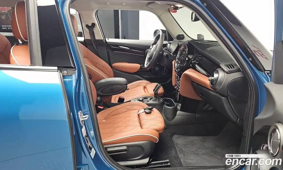 Mini Cooper 2024 2.0 Автомат в Москве № 214035, фото 19