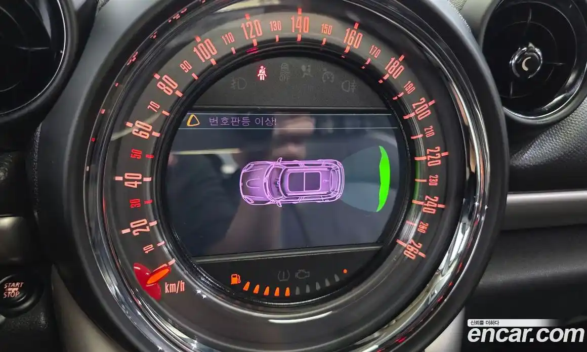 Mini Countryman 2015 2.0 Автомат в Москве № 214354, фото 19