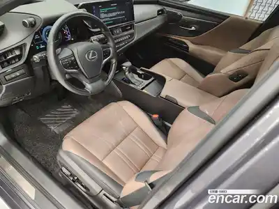 Lexus ES 2026 2.5 Вариатор в Москве № 214780, миниатюра 12