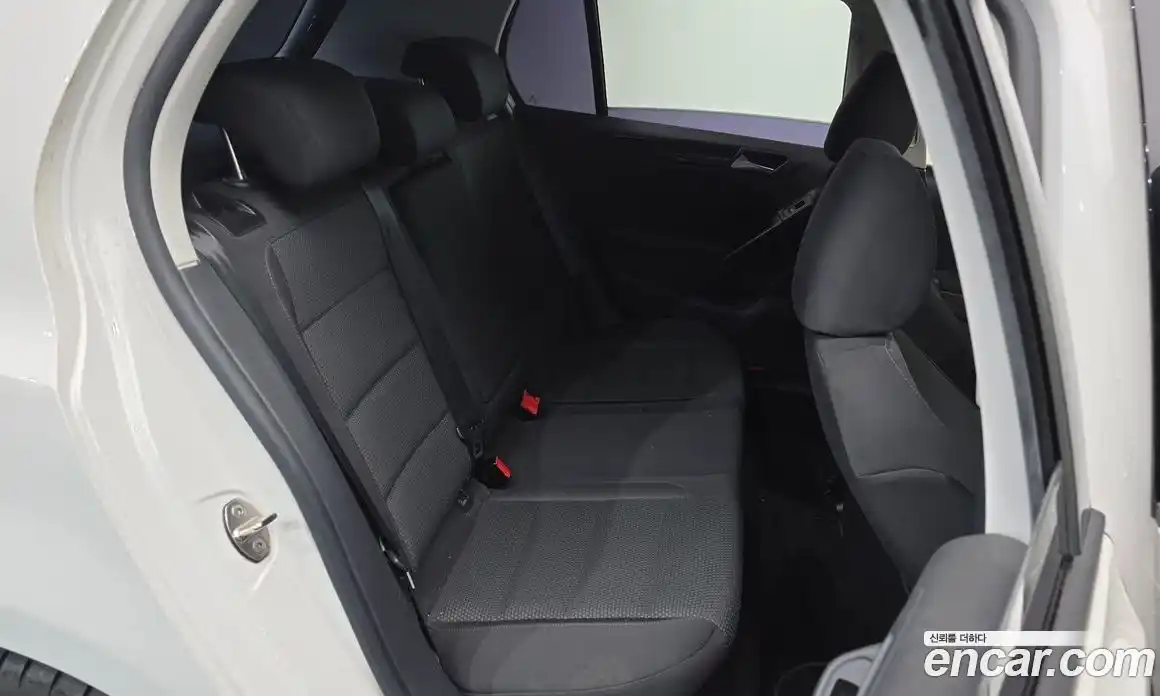 Volkswagen Golf 2013 2.0 Автомат в Москве № 215308, фото 13