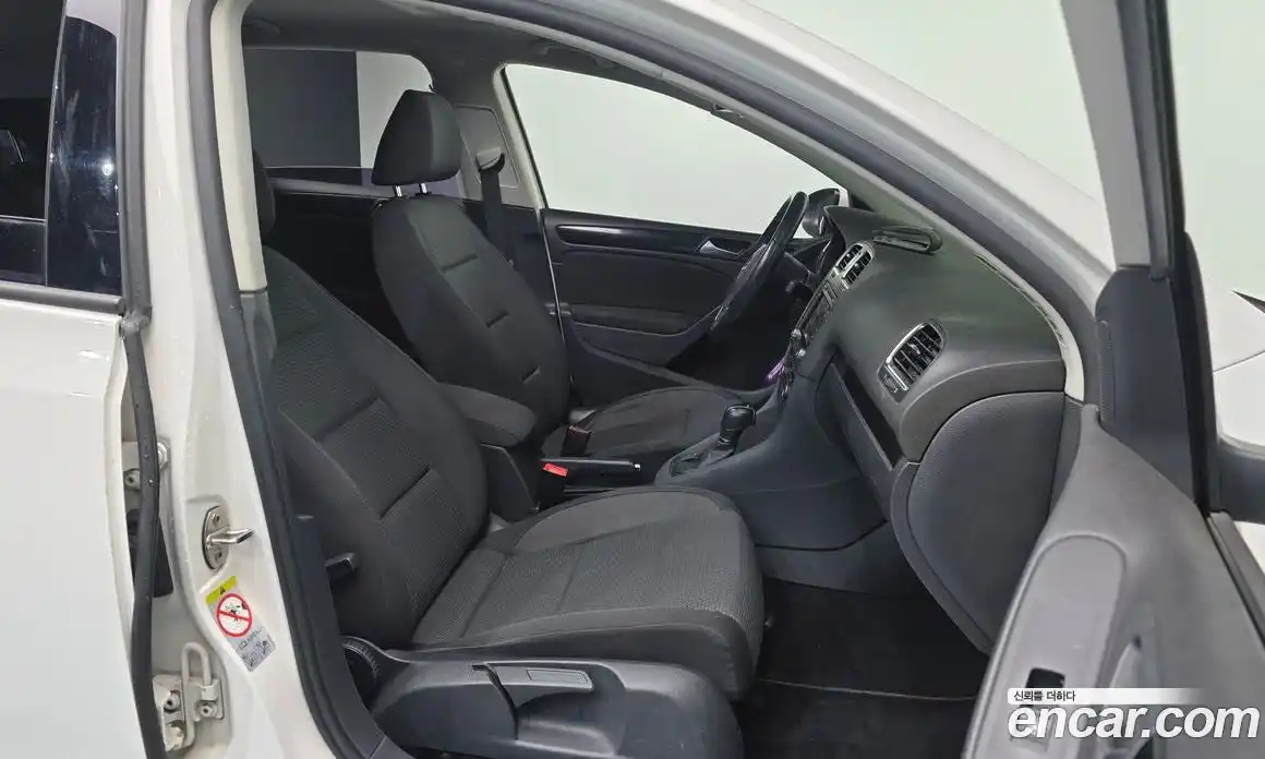 Volkswagen Golf 2013 2.0 Автомат в Москве № 215308, фото 5