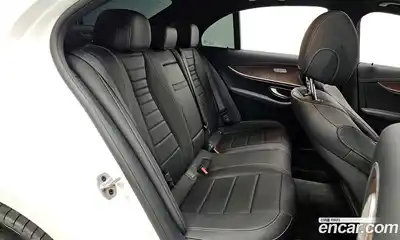 Mercedes-Benz E-Class 2023 2.0 Автомат в Москве № 220571, миниатюра 8
