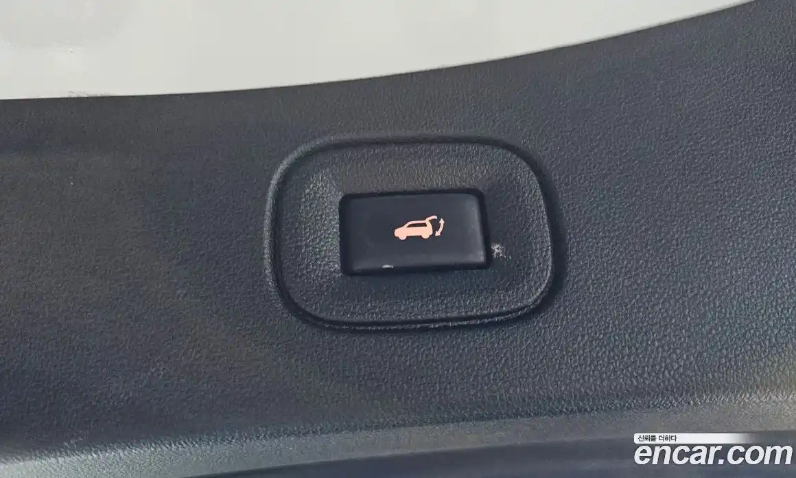 Renault QM6 2024 2.0 Автомат в Москве № 220992, фото 3