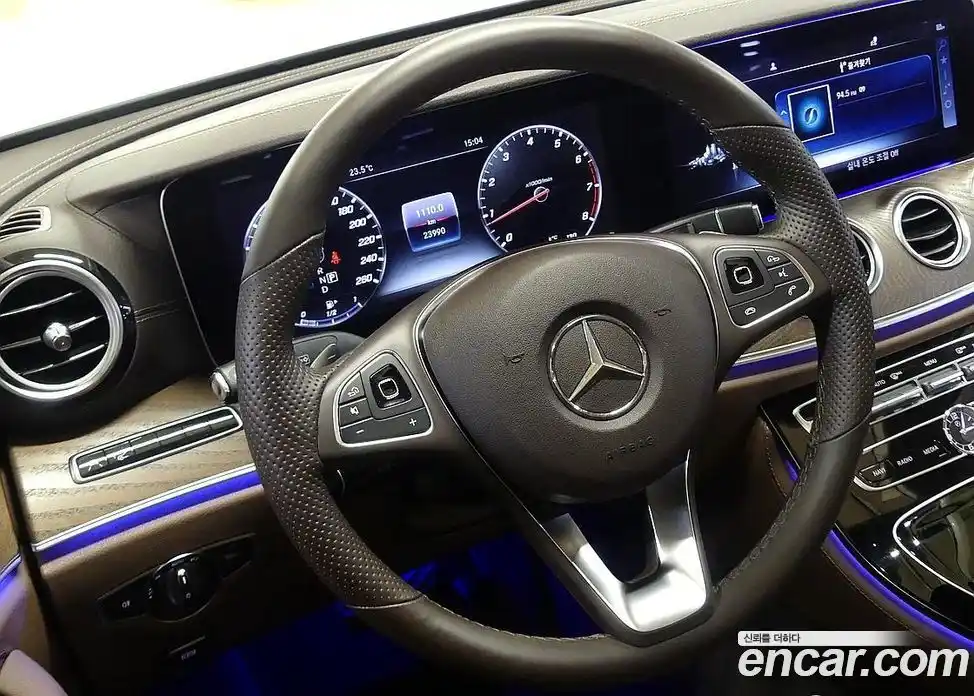 Mercedes-Benz E-Class 2018 2.0 Автомат в Москве № 222341, фото 13