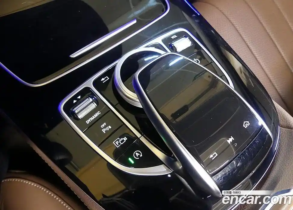 Mercedes-Benz E-Class 2018 2.0 Автомат в Москве № 222341, фото 19