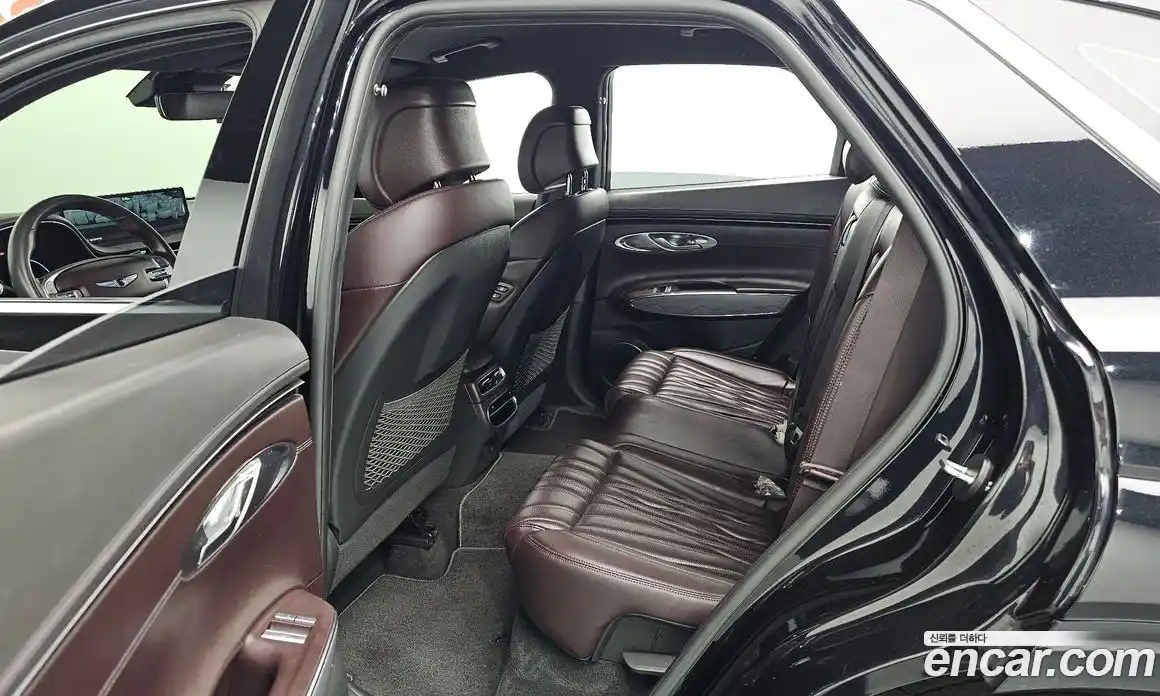 Genesis GV70 2021 2.5 Автомат в Москве № 223668, фото 12