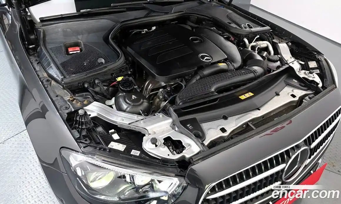 Mercedes-Benz E-Class 2022 2.0 Автомат в Москве № 225116, фото 6