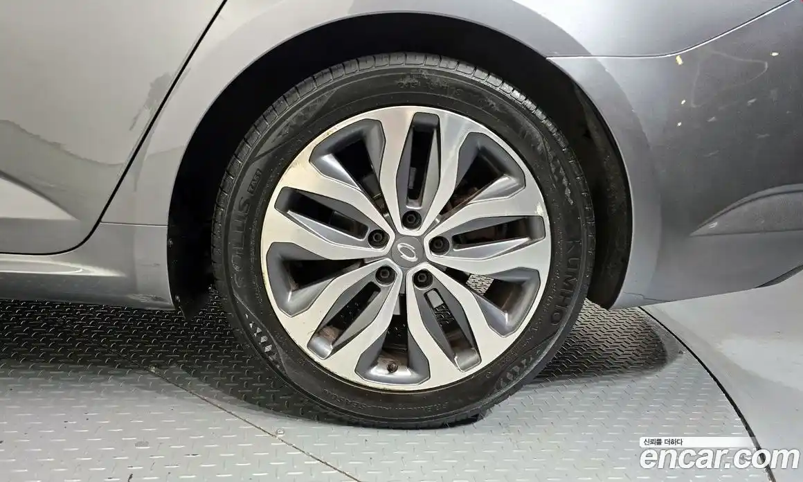 Renault SM6 2016 2.0 Автомат в Москве № 225992, фото 16