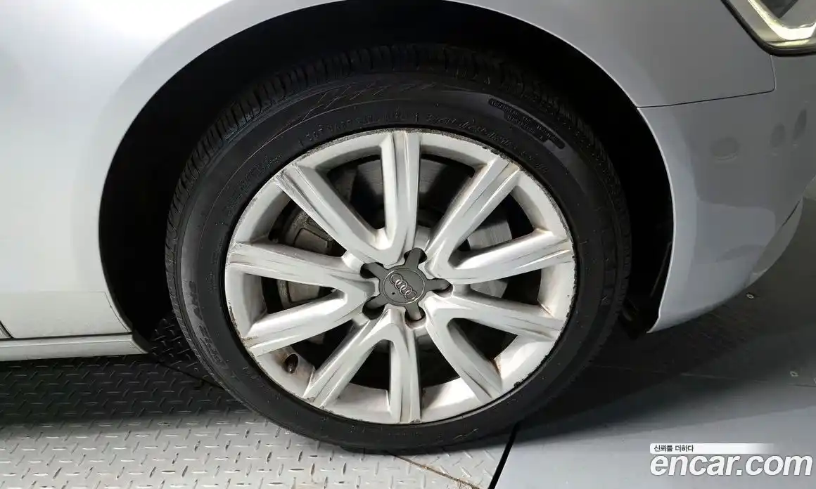 Audi A6 2013 3.0 Автомат в Москве № 229447, фото 12