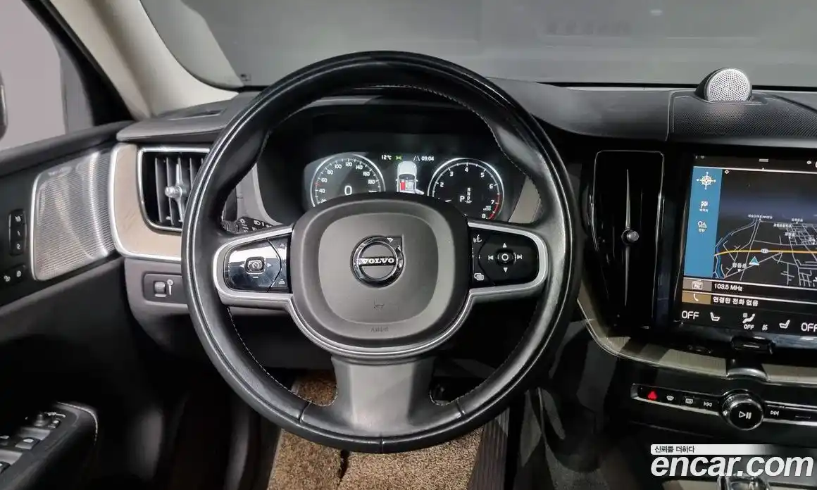 Volvo XC60 2021 2.0 Автомат в Москве № 230613, фото 14