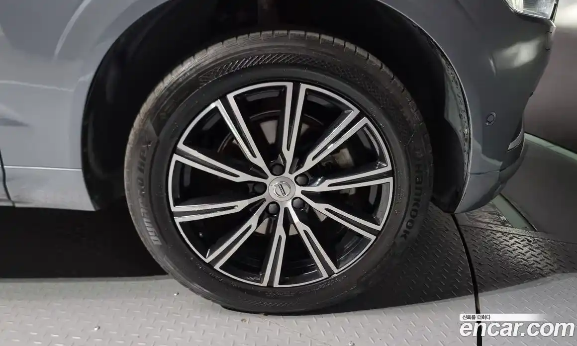 Volvo XC60 2021 2.0 Автомат в Москве № 230613, фото 5